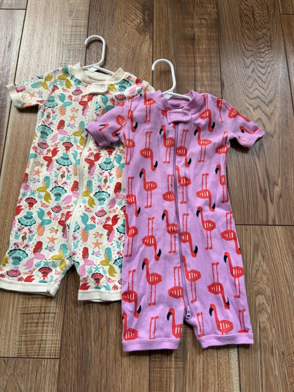 Hanna Andersson pajamas (lot of 2 shortie SS sleepers) size 85cm/2T and 90cm/3T